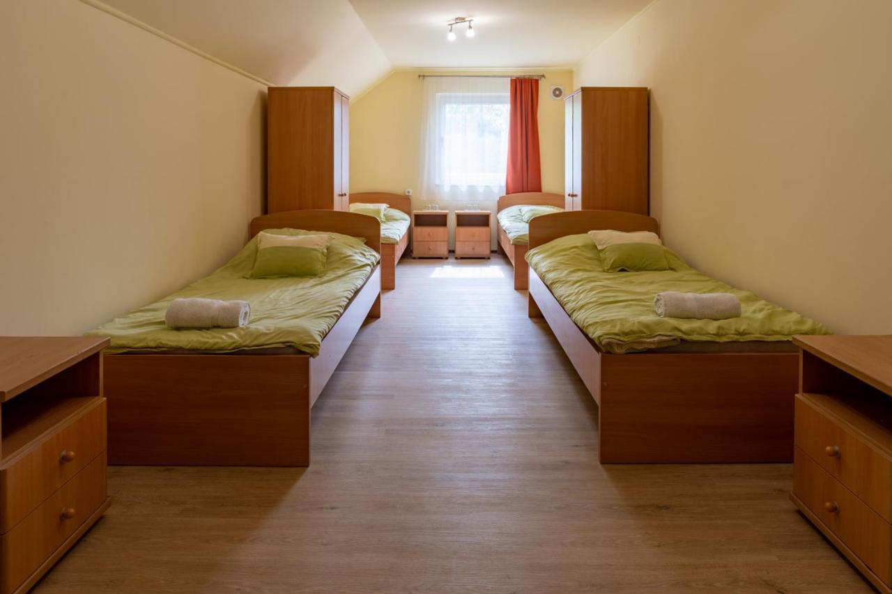 Bed and Breakfast Kiraly Lovastanya Panzio Janoshalma Exteriér fotografie